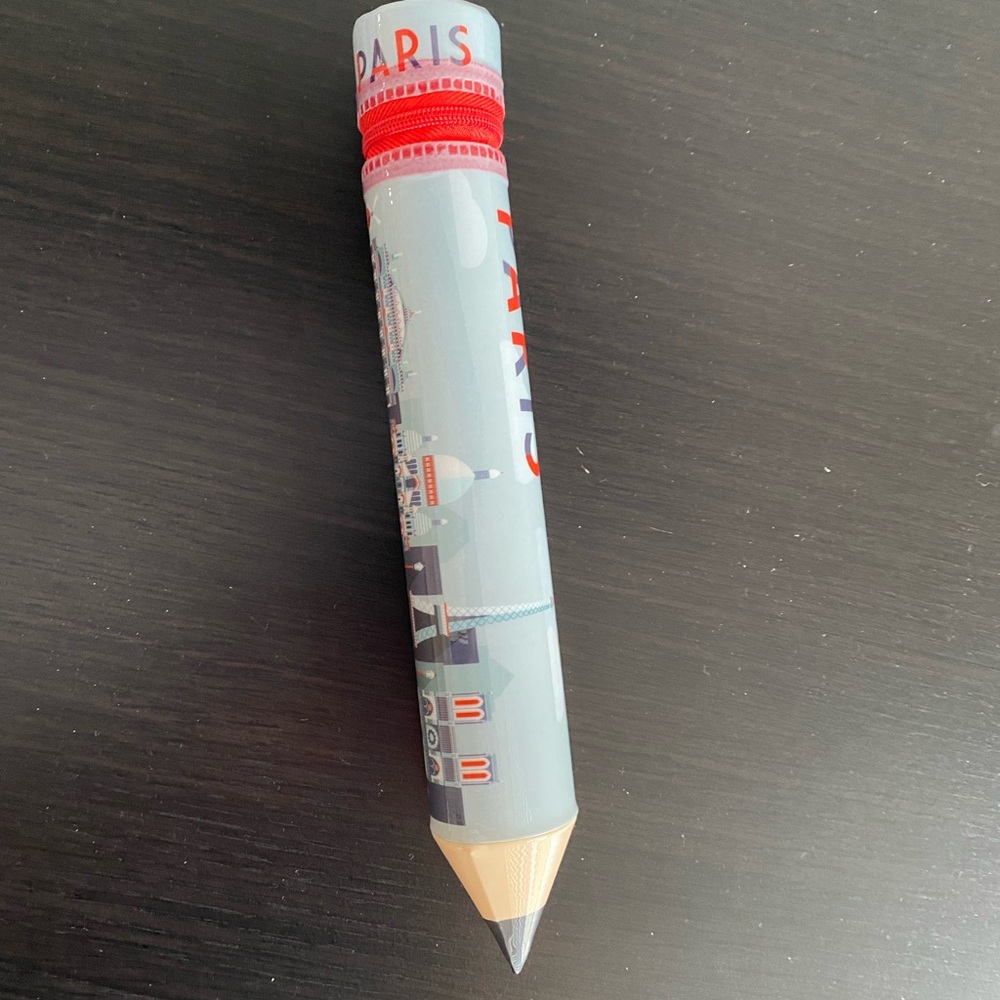 Pencil case with zipper Paris Themed. NWOT. Pencils shaped.